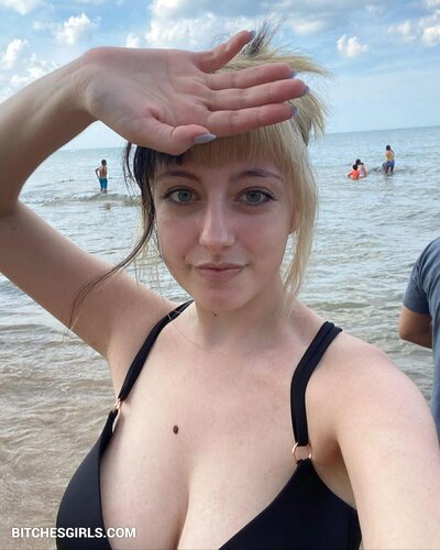 285052737925059120311208493740245428581 thumbnail