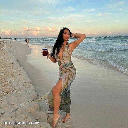 194560720408310915711091775640791214915 thumbnail