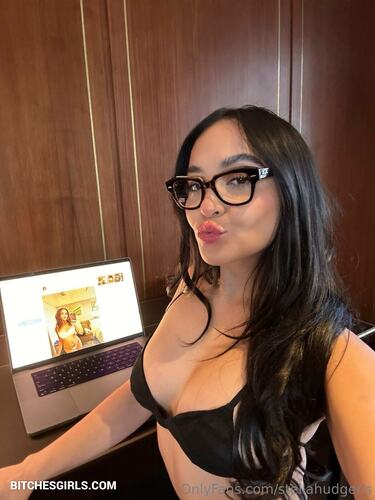 Stella Hudgens Nude Celeb - Stellahudgens Onlyfans Leaked Nude Pics