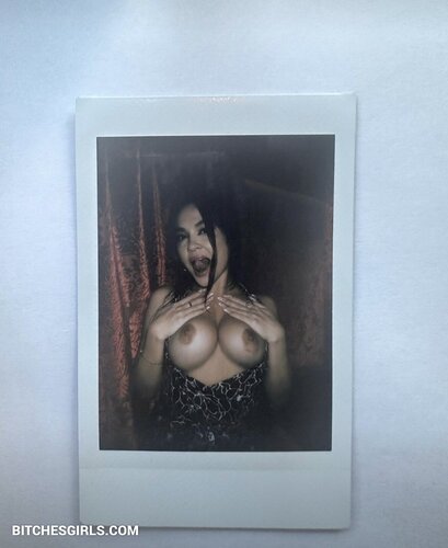 142518865858565609910825555665703605997 thumbnail