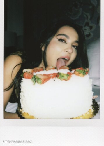 58653089728413633387989388237900492303 thumbnail