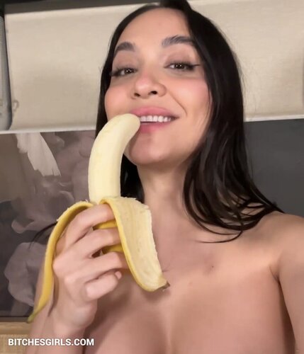 194875452944515201528964081959297421361 thumbnail