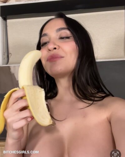 67967561787026489366807355715892048611 thumbnail