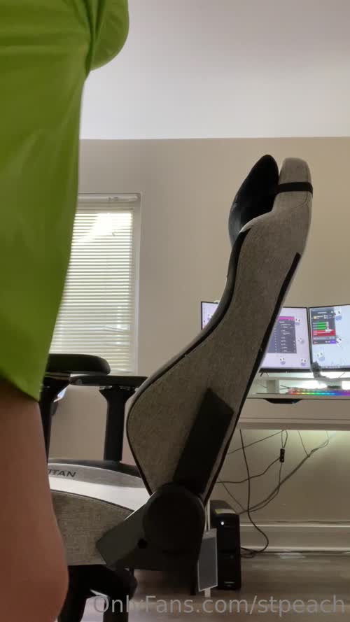 66031687370920019755475810596331547395 thumbnail