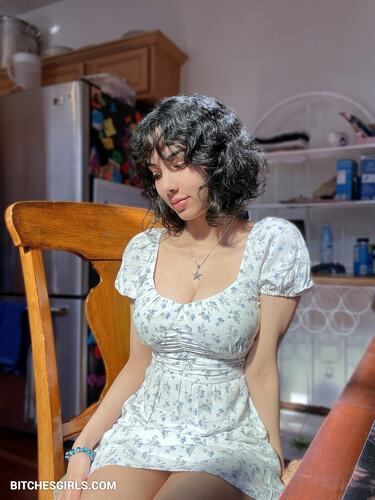 52470909084576088582785732876785555480 thumbnail