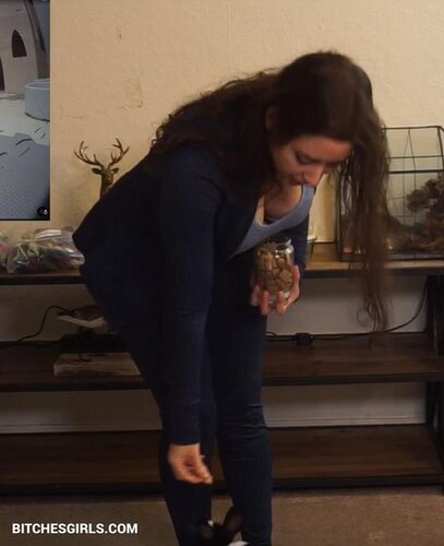 Sweet Anita Sweet Anita twitch sexy gallery