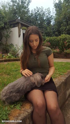 183575610130506412015513418244158097159 thumbnail