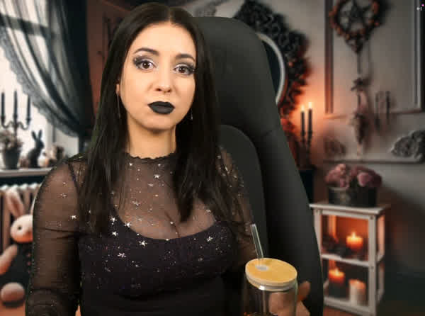 8bb1fbae07a4331632fe5e0c406021f039b14ddfe8a016bcd2cb64655d109f2c thumbnail