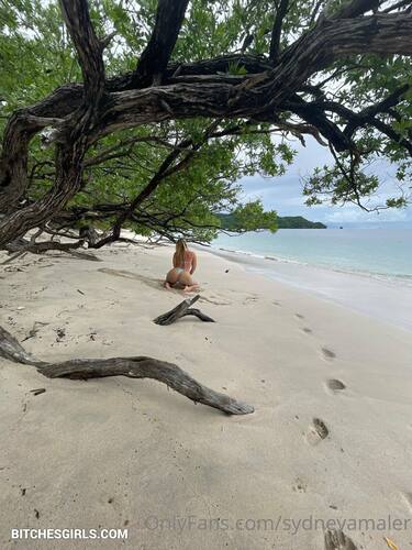 240036699012014912045215187177322598330 thumbnail