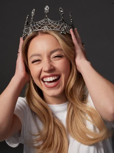 Sydney Sweeney Nude Blonde Videos - Sydneysweeney Busty Teen Porn