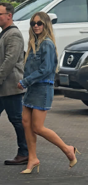 18ea128910557adb61d0716f8363a7eb6ea296aa53d40dbec387b3a337d1c3b0 thumbnail