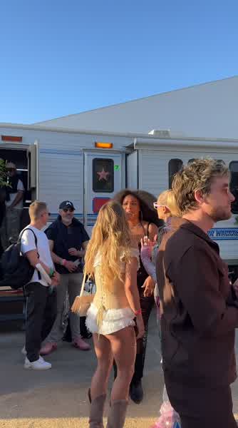 355cf079bfe378a89271c4be74dcdc6f05f2a7316bfdcf4211670cff043a2740 thumbnail