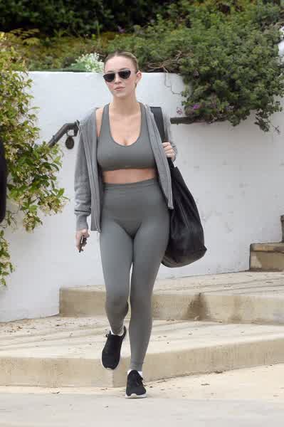 1ce10cd357f25c8ead9265eefcf9cee75206d27ca4d986118a2fc5d19799f480 thumbnail