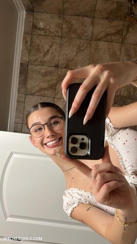 150044195575943519106826441865716558391 thumbnail