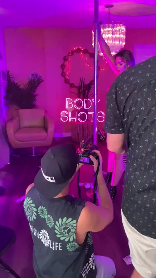 72501037459045700006943071908128493068 thumbnail