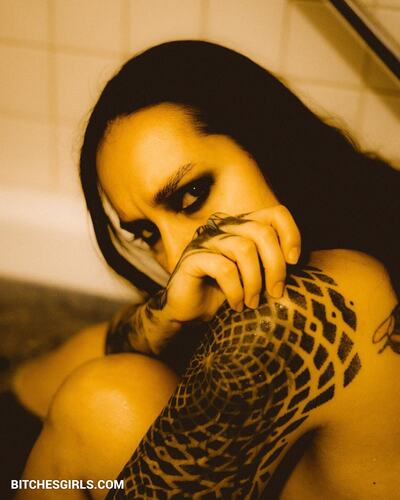 248075551555986182489626750664636302161 thumbnail