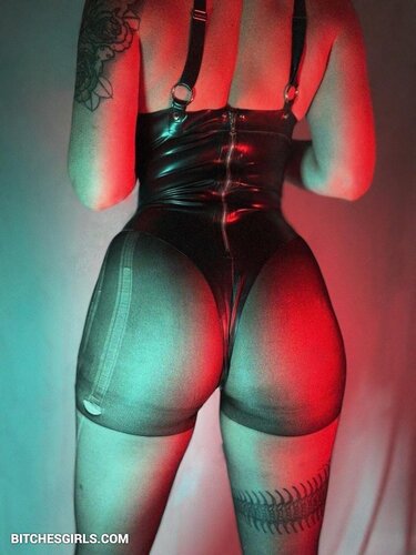 18447112559498670565142616481602286376 thumbnail