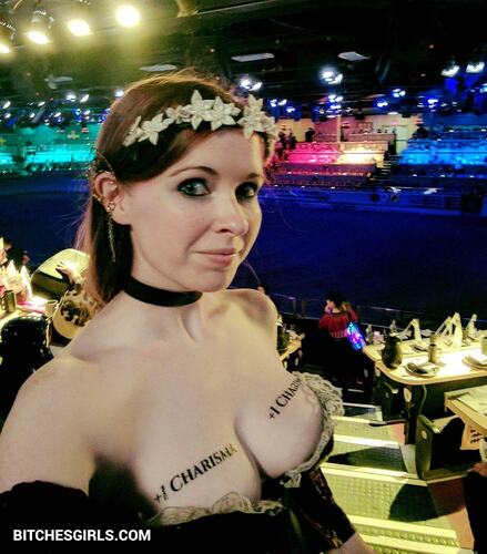 286877735263532656821951153072119018905 thumbnail