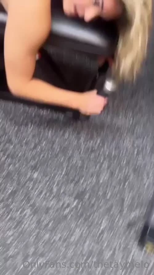 32976349119487622344796928994910945599 thumbnail