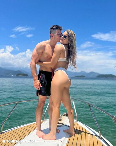 326171846580027227717952295369465852157 thumbnail