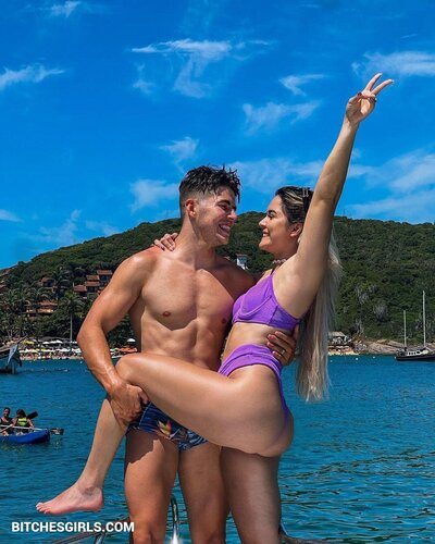 121123278141635879714721986268273165945 thumbnail