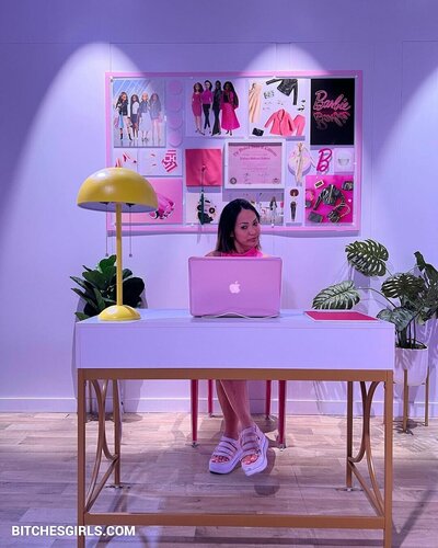 104556059553644165124300584899710751129 thumbnail