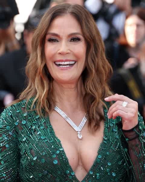 55d54022645785629a2ecb917e4c8960f61e68cabf13dae994d5bb9d19551525 thumbnail