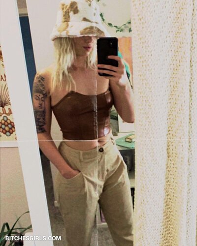 322958734504138036695977519068760963248 thumbnail