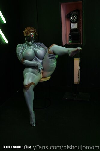 94046184595028079787225376833403390273 thumbnail