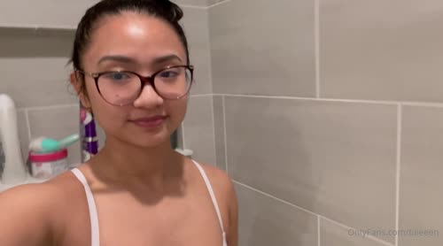 115244172624043871588008609624205615948 thumbnail