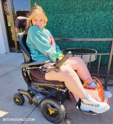 170455593254350629051653109840170636183 thumbnail