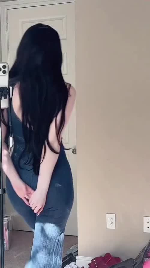 186763671289619054055127984404587246001 thumbnail