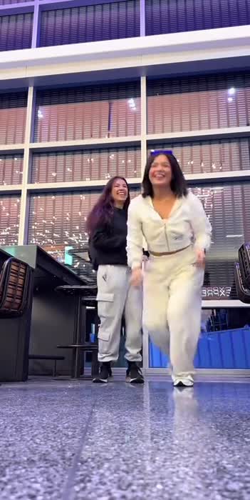 b998650cfe9a27b3b215763884a1020e0fa27f3692404ab55c3a3c480007aba0 thumbnail