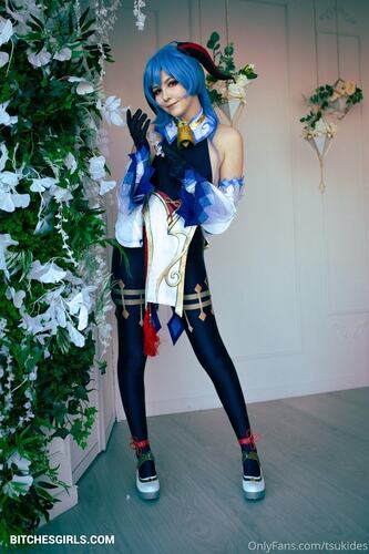 24048996123356590498282787509404414635 thumbnail