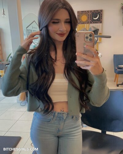 112858243830875431914383720223482070117 thumbnail