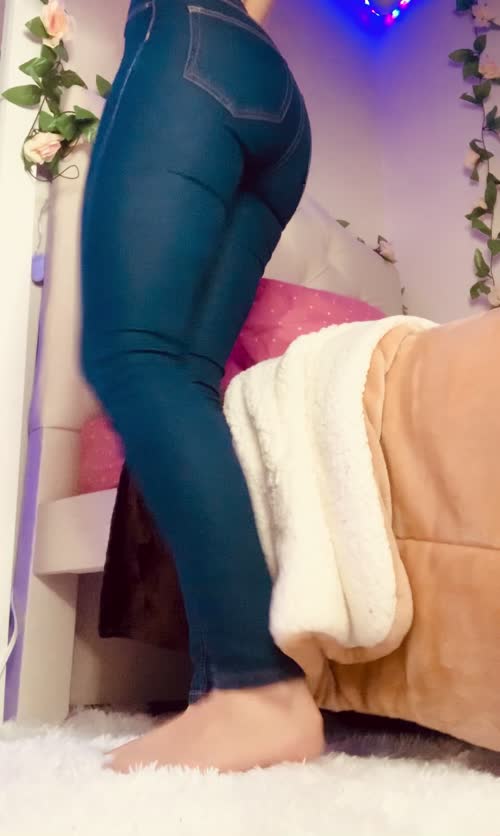 262426069200673073245015803232988437113 thumbnail