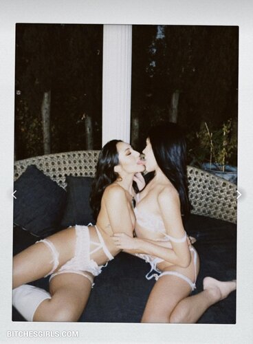 103734741412429278729876977167943958422 thumbnail