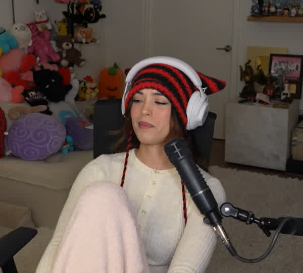 50f3a952535bef29b2e2a614fc0aa0c02e721284d597fbf9e9f3afec2f2fd68f thumbnail