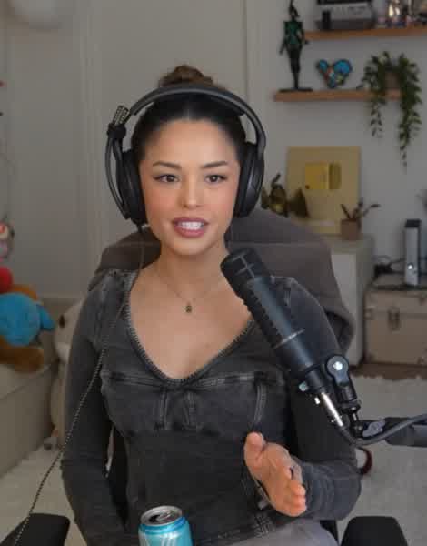 ec564ab57df8e604d973ea5be1049c0d1cfb3377bee2ded240ca93468d36abc3 thumbnail