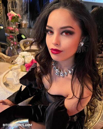 115747391442416809357417660733187130412 thumbnail