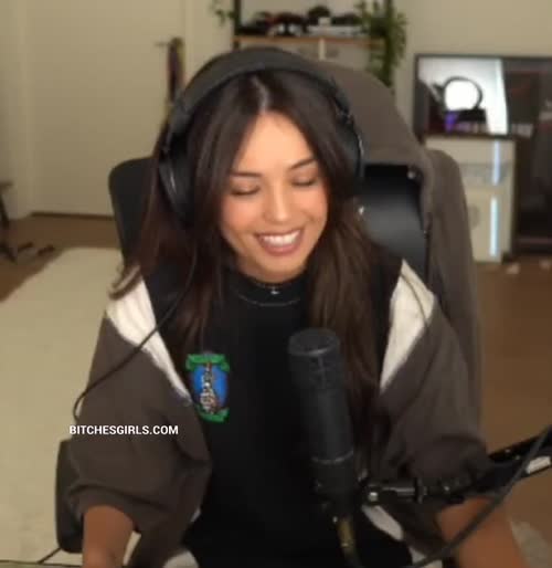 2347896cbb4302904825829b10096eb5452e6885768e5973bacf83ba9df1802d thumbnail