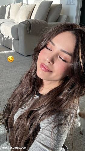 85820147962536693553527649830600922692 thumbnail