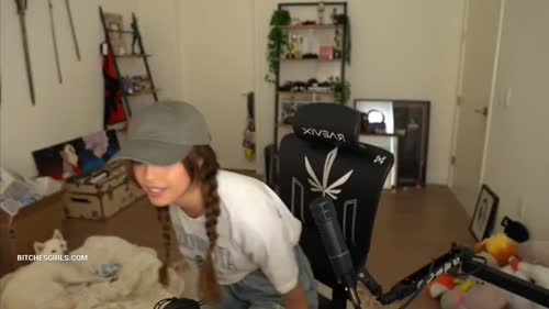 a915bd19fffaf8b6af80853caf70390b31510e6740c95e0f5314618c0fe2049c thumbnail