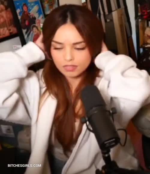 f48f2b370ea86622b19eb9578057f0e4e48af79baa39d1ee9eb11c474aafd137 thumbnail