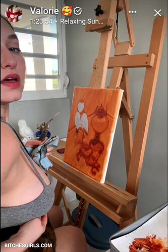 150226220079370281304107288823166339224 thumbnail