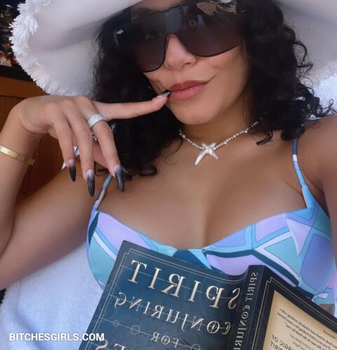 213105569769840785449597631412444684932 thumbnail