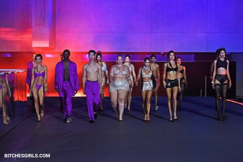 17672355584731066815747230185633282502 thumbnail