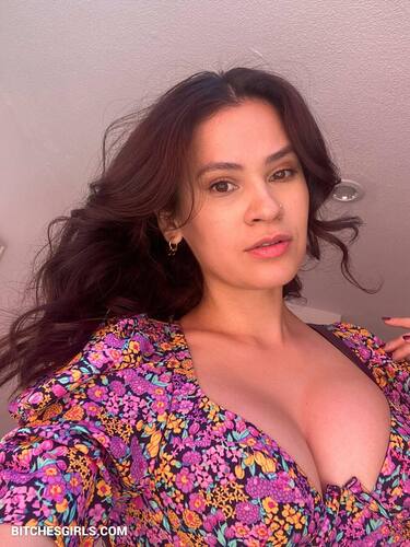 48825069464483719843150778576098608895 thumbnail