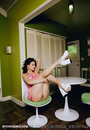 236512984173355996061621112292012598806 thumbnail