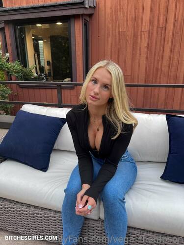 236206504747642188034244588567741872319 thumbnail